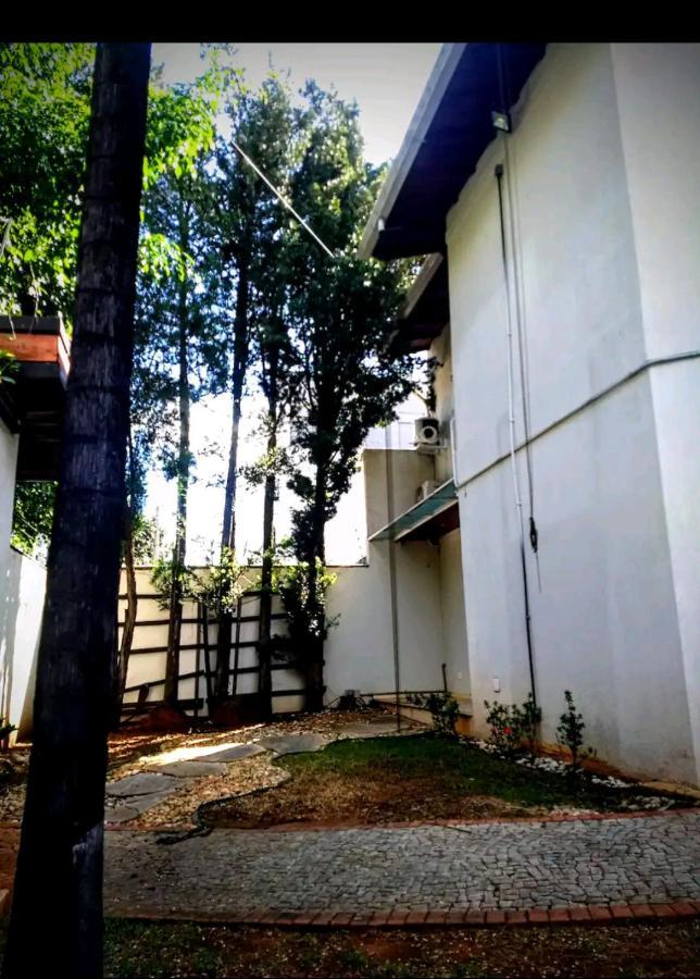 Quartos Privativos Marista Piscina Churrasqueira Apartment Goiania Exterior photo